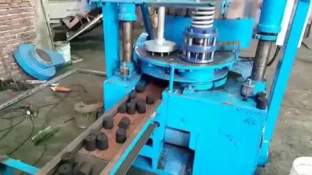 Maschine zur Herstellung von Wabenbriketts aus Kohle